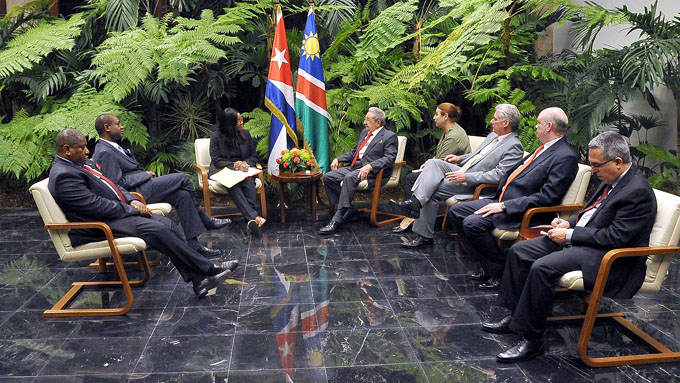 Recibió Raúl a la Primera Ministra de Namibia