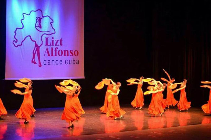 Lizt Alfonso Dance Cuba propone Alas en escenarios de Cuba y la India (+ videos) Lizt Alfonso Dance Cuba propone Alas en escenarios de Cuba y la India (+ videos)
