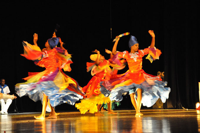 Inicia en Granma Jornada por el Día Internacional de la Danza Inicia en Granma Jornada por el Día Internacional de la Danza