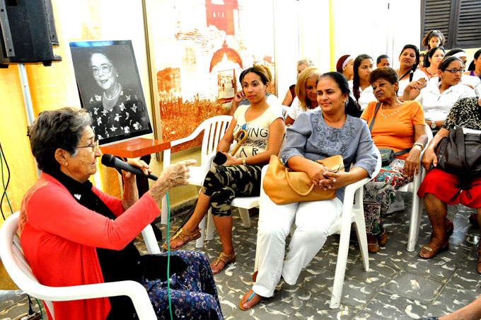 Homenaje a Vilma en fiesta de las letras (+ audio)