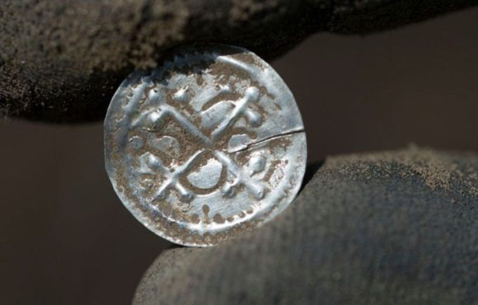 Descubren tesoro de uno de los últimos reyes vikingos en isla alemana en el Báltico Descubren tesoro de uno de los últimos reyes vikingos en isla alemana en el Báltico
