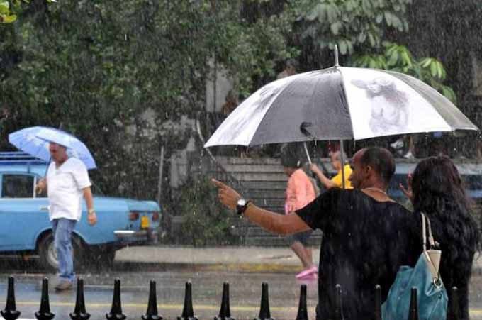 Aviso de alerta temprana por intensas lluvias