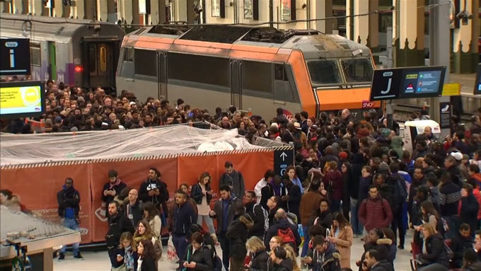 Lunes de paralización casi total en tráfico ferroviario en Francia Lunes de paralización casi total en tráfico ferroviario en Francia
