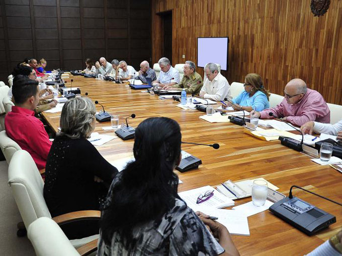 Trabaja a toda marcha comisión del anteproyecto de Constitución