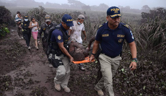 Uruguayos graduados en Cuba dispuestos a cooperar con Guatemala (+ fotos y video) Uruguayos graduados en Cuba dispuestos a cooperar con Guatemala (+ fotos y video)