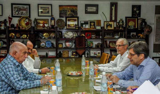 Recibió Machado Ventura a delegación del Frente Amplio de Uruguay