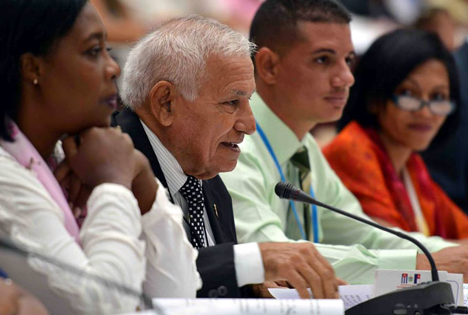 Apoyan diputados cambios en órganos locales del Poder Popular Apoyan diputados cambios en órganos locales del Poder Popular
