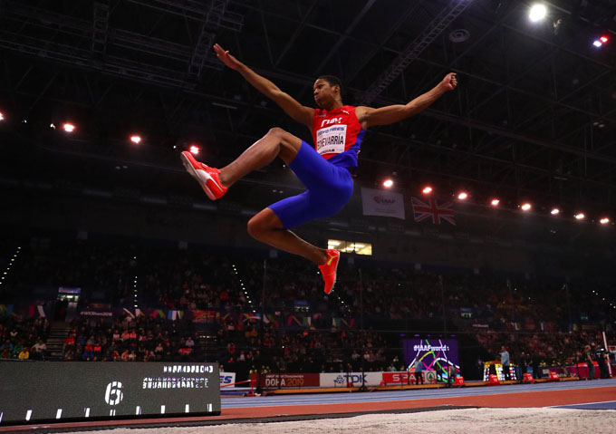 Cubano sensación del atletismo mundial se presenta en Barranquilla Cubano sensación del atletismo mundial se presenta en Barranquilla