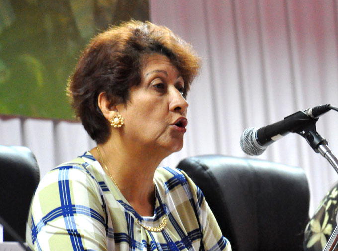 Resalta ministra de Educación papel de los docentes en discusión de proyecto de Constitución (+ audio) Resalta ministra de Educación papel de los docentes en discusión de proyecto de Constitución (+ audio)