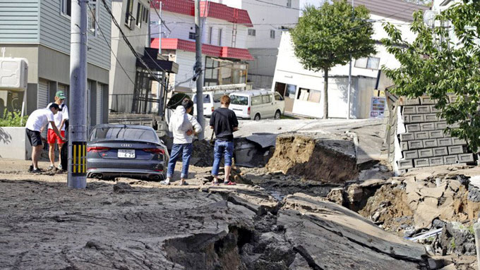 Terremoto en Japón deja al menos siete muertos (+ video) Terremoto en Japón deja al menos siete muertos (+ video)