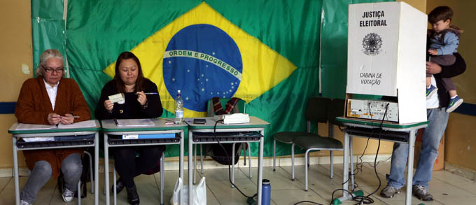 Los votos no corrigen distorsiones de la democracia en Brasil