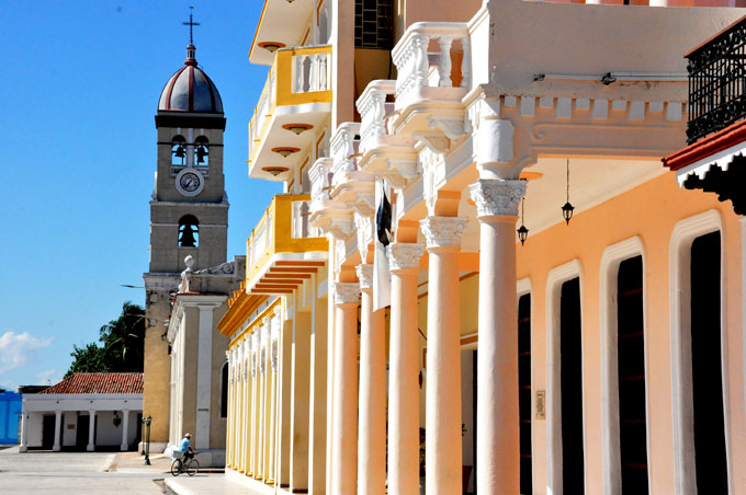 Realizan coloquio sobre fundación de San Salvador de Bayamo