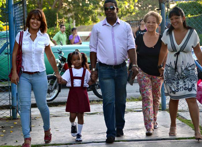 La familia en Cuba: sostén y seguridad La familia en Cuba: sostén y seguridad