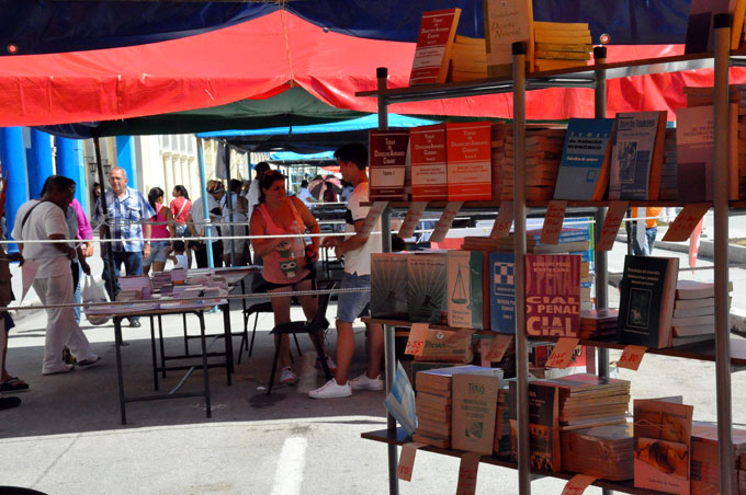 Presentarán textos de Ediciones Orto y Bayamo en FIL Cuba 2019