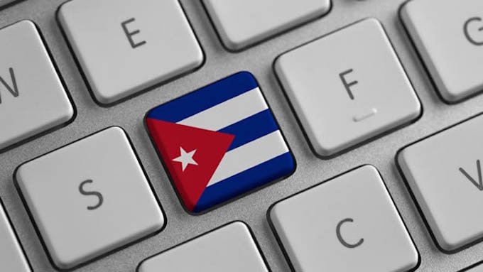 Confirman papel de universidades en informatización de Cuba