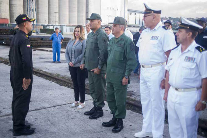Llega a Cuba ayuda solidaria de Venezuela tras daños por tornado (+fotos) Llega a Cuba ayuda solidaria de Venezuela tras daños por tornado (+fotos)