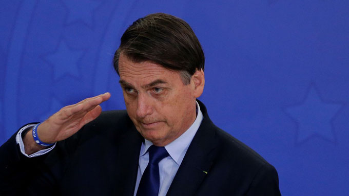 Cuesta abajo Bolsonaro después de 100 días de gobierno
