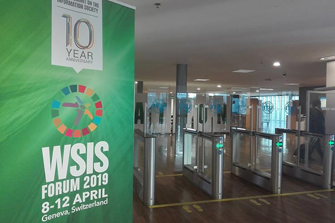 Comienza en Ginebra Foro Mundial de Sociedad de la Información Comienza en Ginebra Foro Mundial de Sociedad de la Información