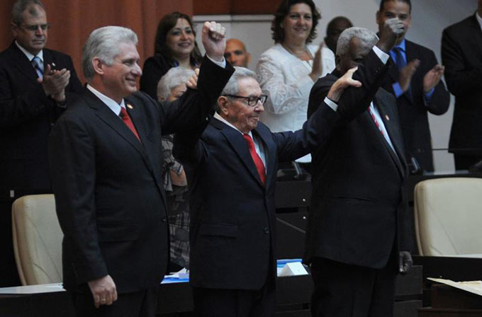 Nueva Constitución garantiza unidad de los cubanos, afirma Díaz-Canel (+ fotos y video) Nueva Constitución garantiza unidad de los cubanos, afirma Díaz-Canel (+ fotos y video)