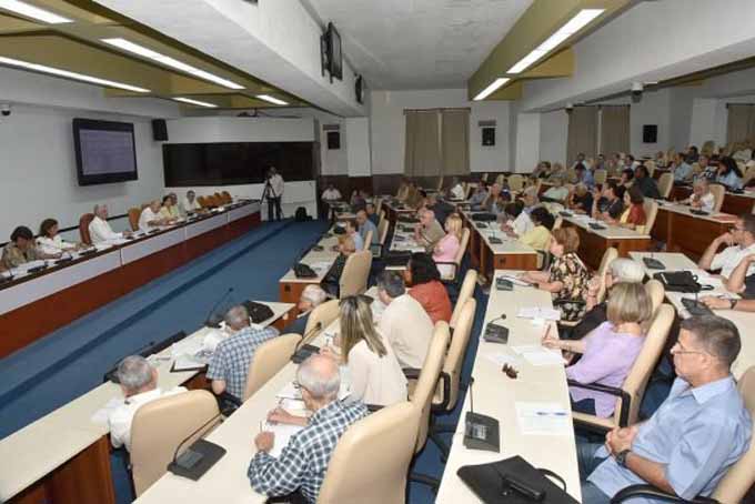 Destaca Díaz-Canel potencial científico de Cuba Destaca Díaz-Canel potencial científico de Cuba