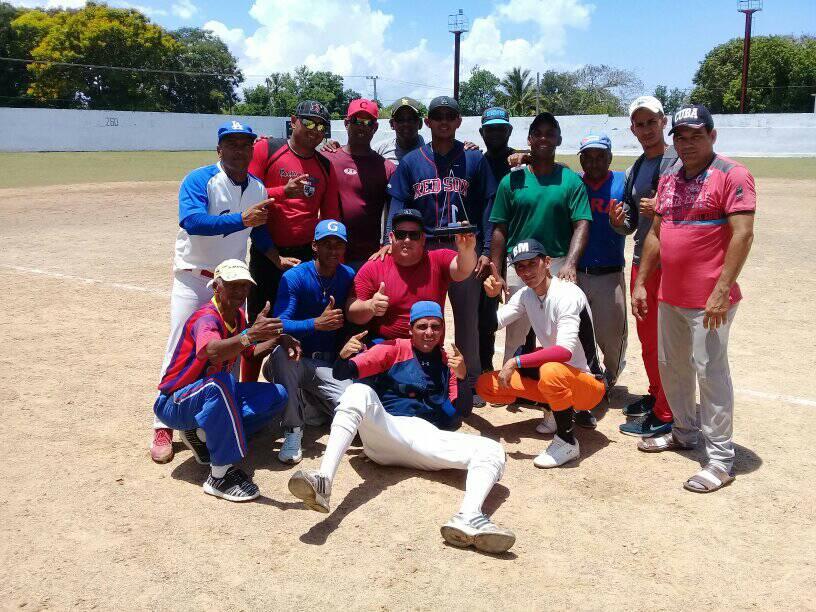Renace el softbol para trabajadores Renace el softbol para trabajadores