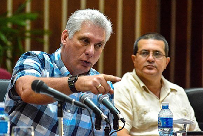 Convoca presidente de Cuba a potenciar industria nacional Convoca presidente de Cuba a potenciar industria nacional