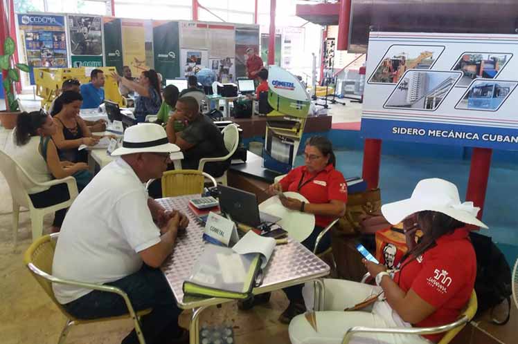 Abogan en Feria de Negocios en Cuba por potenciar industria nacional (+ fotos) Abogan en Feria de Negocios en Cuba por potenciar industria nacional (+ fotos)