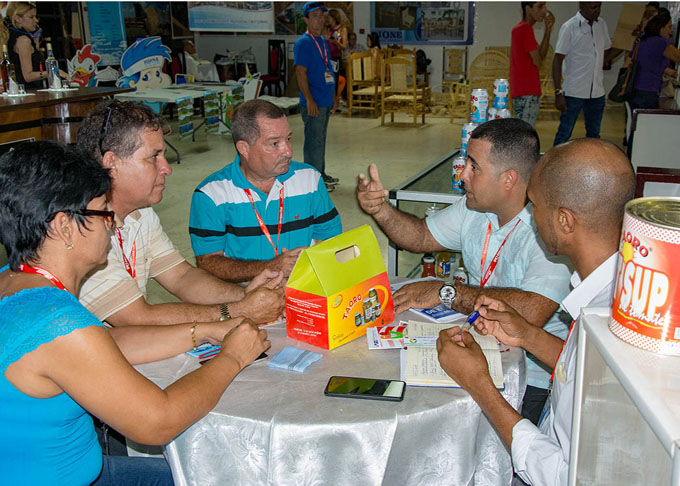 Expocaribe dejó abiertas las puertas al intercambio comercial (+ fotos) Expocaribe dejó abiertas las puertas al intercambio comercial (+ fotos)
