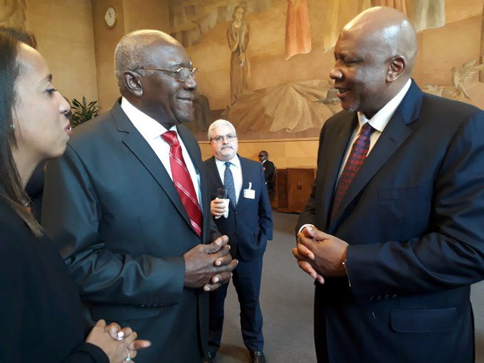 Primer vicepresidente de Cuba se reúne con director general de la OIT (+ fotos)