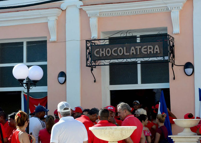 Obras económicas y sociales elevan calidad de vida en Manzanillo (+ fotos) Obras económicas y sociales elevan calidad de vida en Manzanillo (+ fotos)