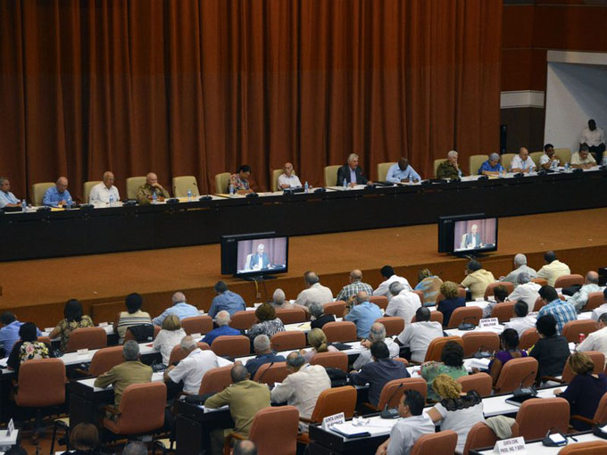 Con Díaz-Canel, análisis de proyecto de Ley de símbolos patrios Con Díaz-Canel, análisis de proyecto de Ley de símbolos patrios