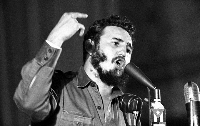 Homenajes a Fidel y los hermanos Saíz en Granma