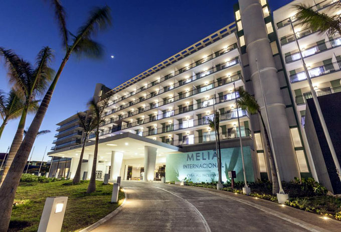 Ministro cubano considera un éxito apertura de otro hotel en Varadero Ministro cubano considera un éxito apertura de otro hotel en Varadero