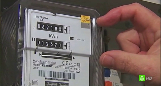 A disminuir más el consumo eléctrico A disminuir más el consumo eléctrico
