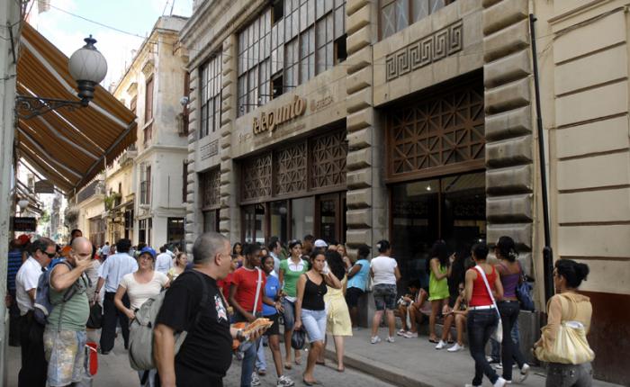 Presidente de Cuba realza entereza del pueblo ante adversidades (+video) Presidente de Cuba realza entereza del pueblo ante adversidades (+video)