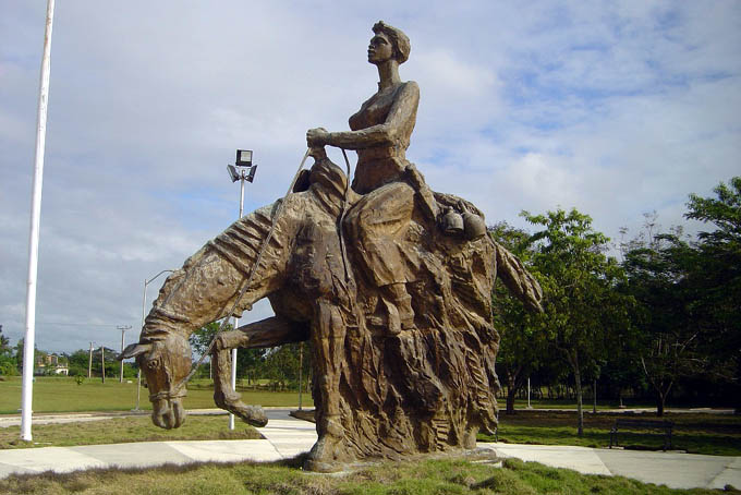 Homenaje perpetuo a la negra esclava de América Homenaje perpetuo a la negra esclava de América