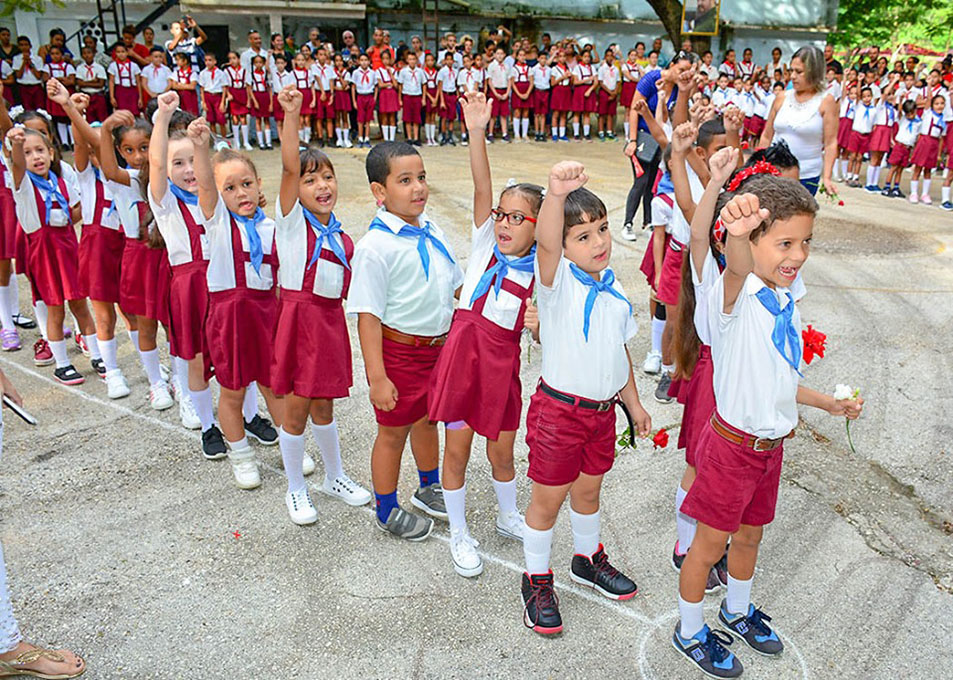 La inocencia se viste de añil (+ fotos) La inocencia se viste de añil (+ fotos)