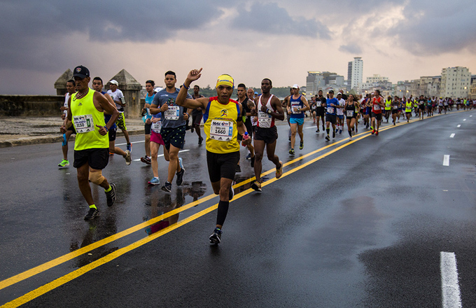 Arrasaron maratonistas granmenses en La Habana