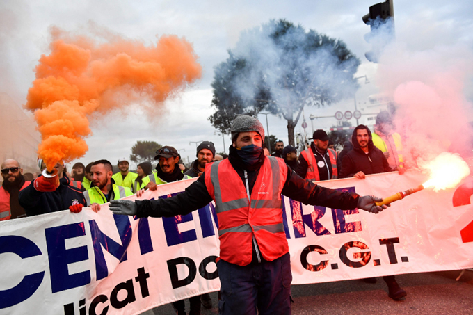 Paro en Francia contra reforma de jubilación cumple 26 días Paro en Francia contra reforma de jubilación cumple 26 días