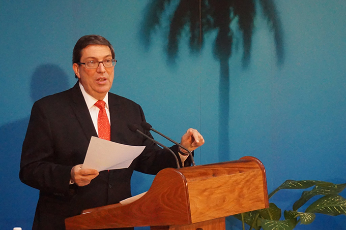 Canciller cubano: prohibición de viajes a Cuba viola los derechos humanos