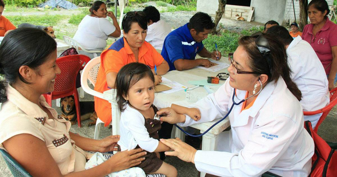 Díaz-Canel felicita a médicos en Día de la Medicina Latinoamericana (+fotos)