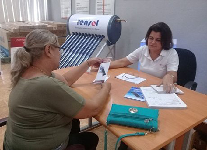 Comienza este lunes la venta de calentadores solares de agua a la población en Holguín Comienza este lunes la venta de calentadores solares de agua a la población en Holguín