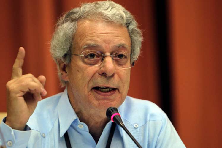 Desde Universidad 2020, Frei Betto destaca la necesidad de erradicar la pobreza Desde Universidad 2020, Frei Betto destaca la necesidad de erradicar la pobreza
