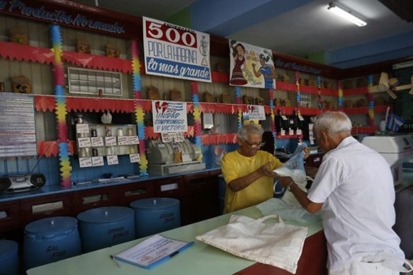 Ante la Covid-19, Cuba anuncia venta controlada y regulada de nuevos productos «por la libreta» Ante la Covid-19, Cuba anuncia venta controlada y regulada de nuevos productos «por la libreta»