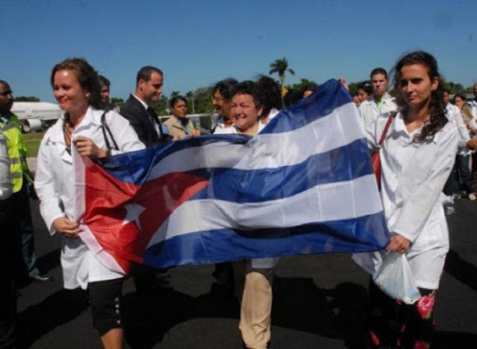 Cuba salva vidas, esa es la verdad, afirma parlamentario francés Cuba salva vidas, esa es la verdad, afirma parlamentario francés