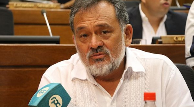 Fidel Castro, líder de referencia mundial, asegura senador paraguayo Fidel Castro, líder de referencia mundial, asegura senador paraguayo