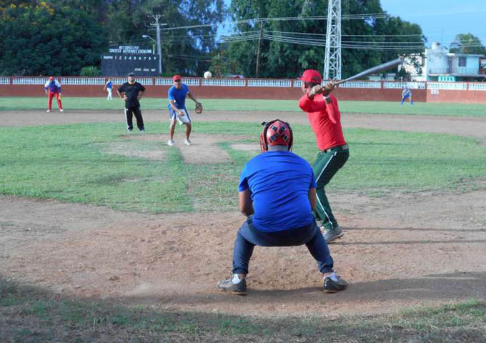 Encabezan los favoritos Copa de softbol 13 de Agosto Encabezan los favoritos Copa de softbol 13 de Agosto