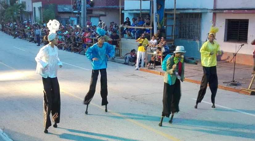Premio del Barrio para Las Avispas, de Jiguaní Premio del Barrio para Las Avispas, de Jiguaní
