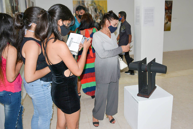 Artes plásticas llenas de cubanía