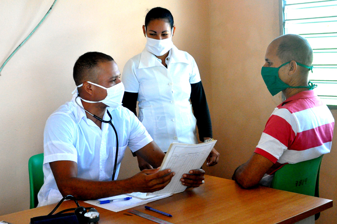 Estreno como médico en las montañas Estreno como médico en las montañas